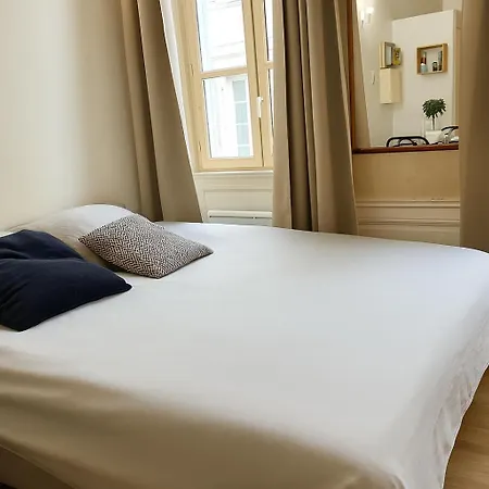 Apartment ღ Belle Epoque - Hypercentre, Cosy & Wifi La Rochelle (Charente-Maritime)