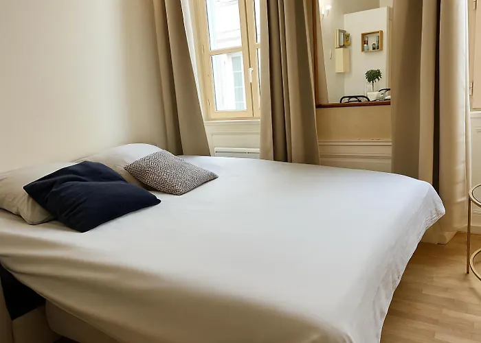 Apartment ღ Belle Epoque - Hypercentre, Cosy & Wifi La Rochelle (Charente-Maritime)